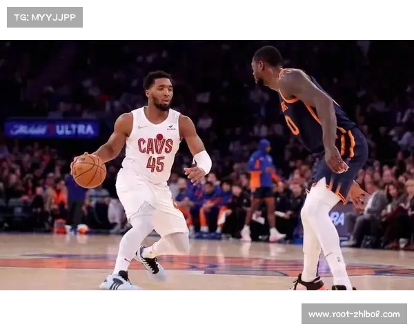 爵士加时鏖战力克太阳米切尔关键时刻闪耀全场 爵士加时鏖战力克太阳米切尔关键时刻闪耀全场